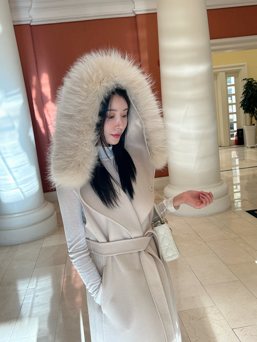 ON:UP直郵韓國代購女裝新款推薦中長款大衣手工制作浣熊兜帽ON:UP中長款大衣