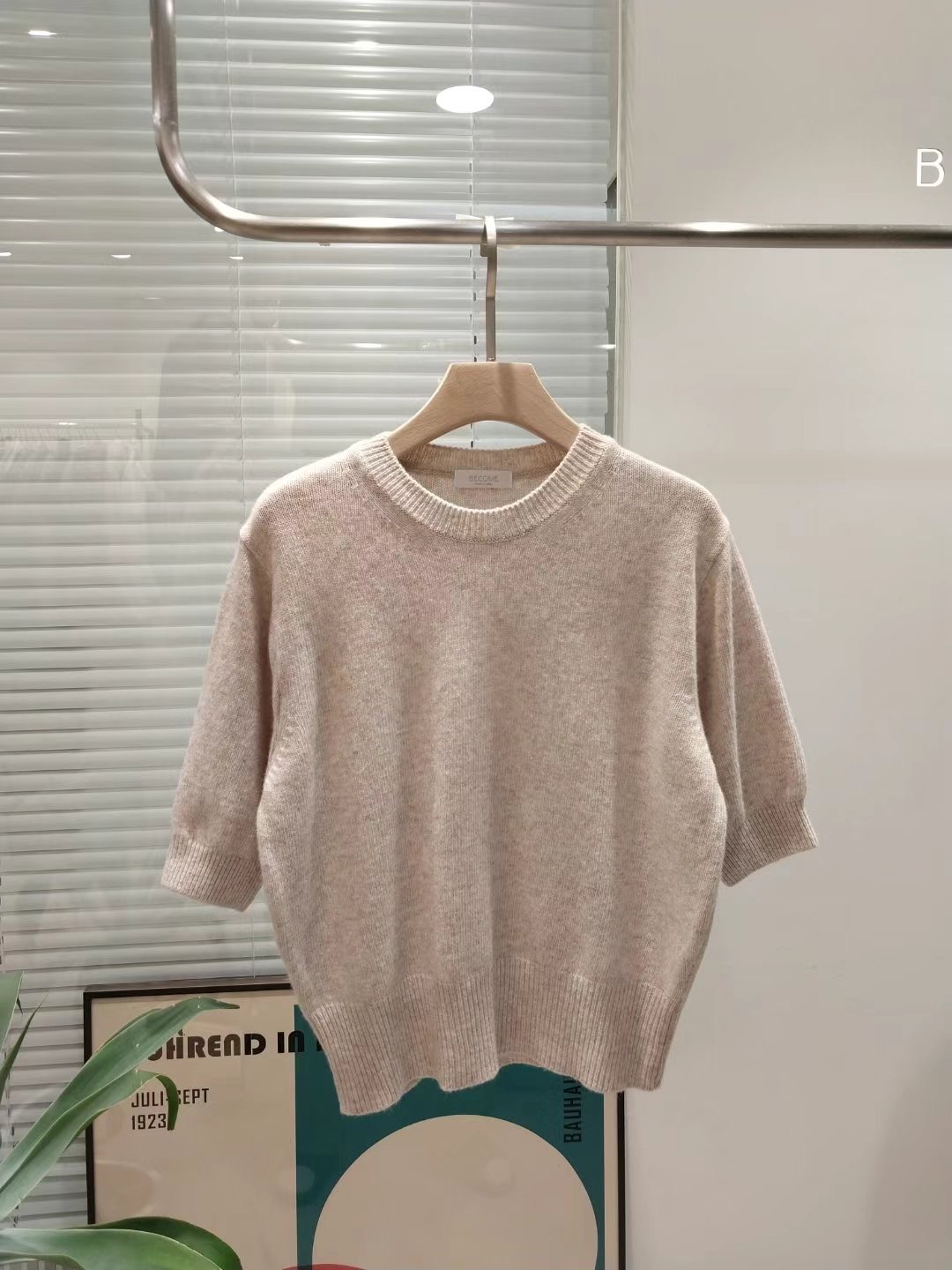 BECOME韓國直郵東大門實拍女裝新品職業推薦時尚熱賣針織衫BECOME針織衫