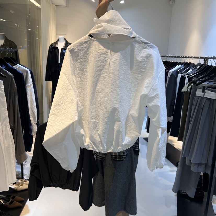 neu adult韓國直郵東大門代購女裝新品熱賣襯衫蕾絲衫短款NEU ADULT襯衫/蕾絲衫
