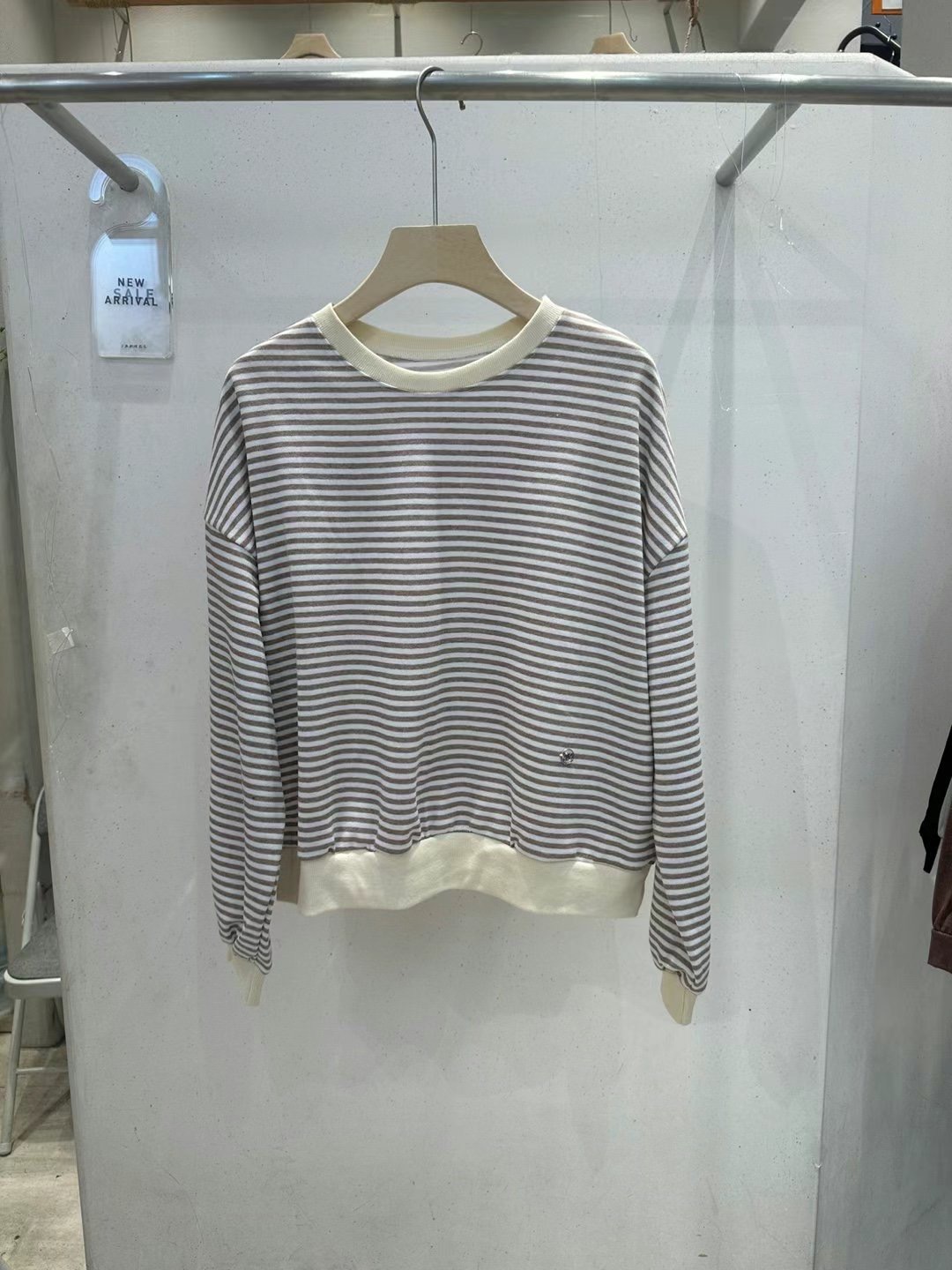 JAMES 제임스韓國直郵東大門代購女裝新品真品人氣長袖T恤JAMES長袖T恤圖色2