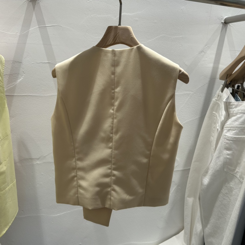 BROWN PAPER韓國直郵東大門代購女裝新品人氣推薦熱賣馬甲BROWN PAPER馬甲