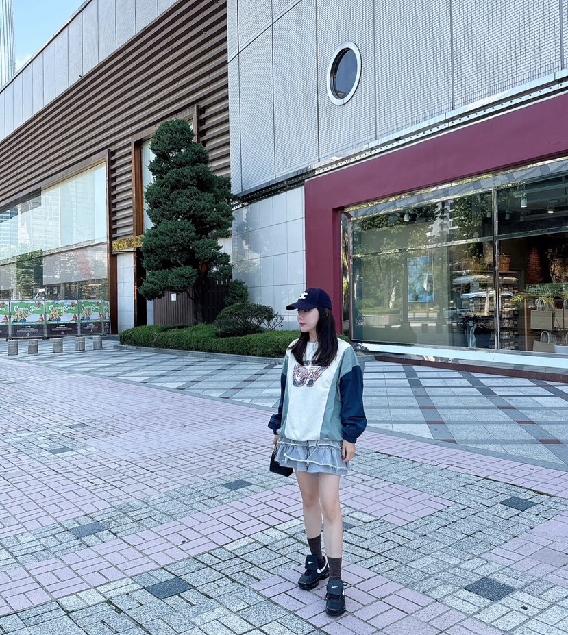 LOVABLE直郵韓國代購女裝新品真品職業熱賣推薦人氣休閑衛衣LOVABLE衛衣