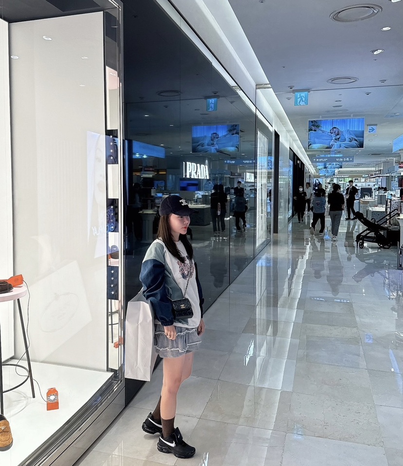 LOVABLE直郵韓國代購女裝新品真品職業熱賣推薦人氣休閑衛衣LOVABLE衛衣