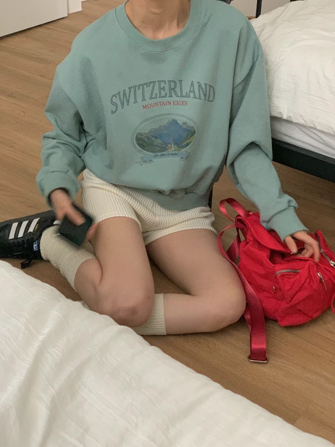 OBE韓國直郵東大門實拍女裝新品24秋冬推薦休閑職業時尚衛衣OBE衛衣圖色1