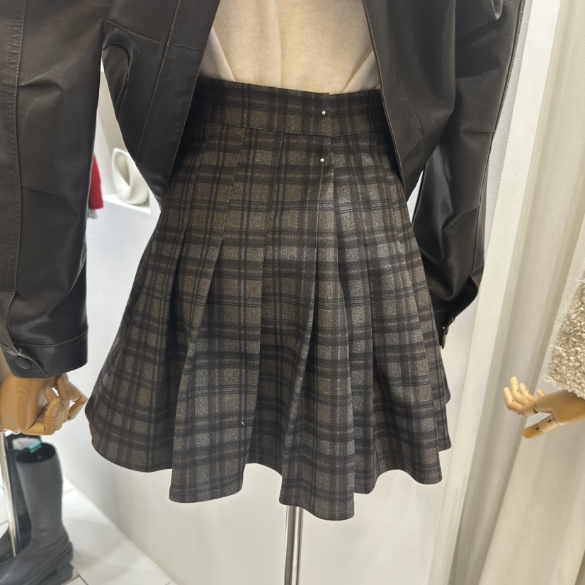 JENNIE韓國直郵東大門實拍女裝新品24秋冬推薦熱賣職業短裙JENNIE/VENEFIT短裙