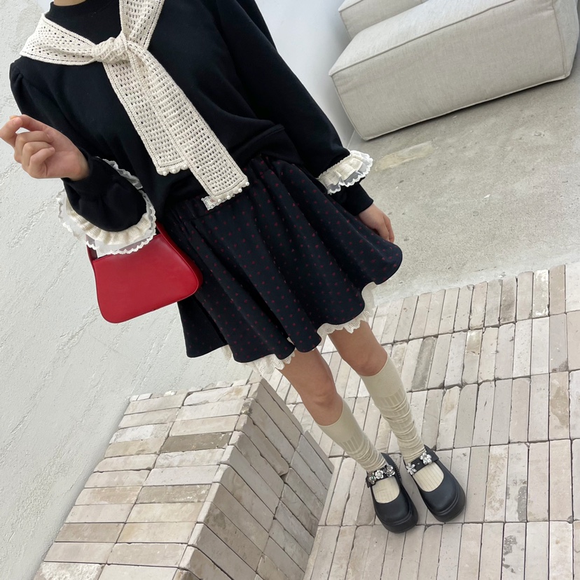 BOUTIQUE韓國直郵東大門代購女裝新款熱賣24秋冬衛衣披肩BOUTIQUE-L衛衣