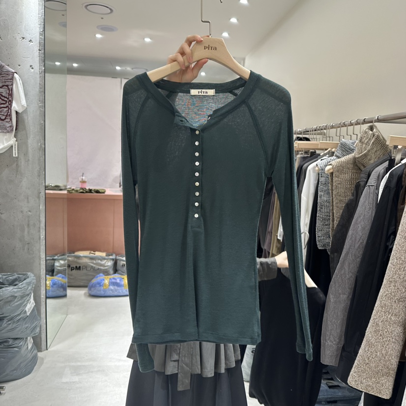 piTa韓國直郵東大門實拍女裝新品推薦職業真品24秋冬長袖T恤THE VERLIN/piTa長袖T恤圖色2