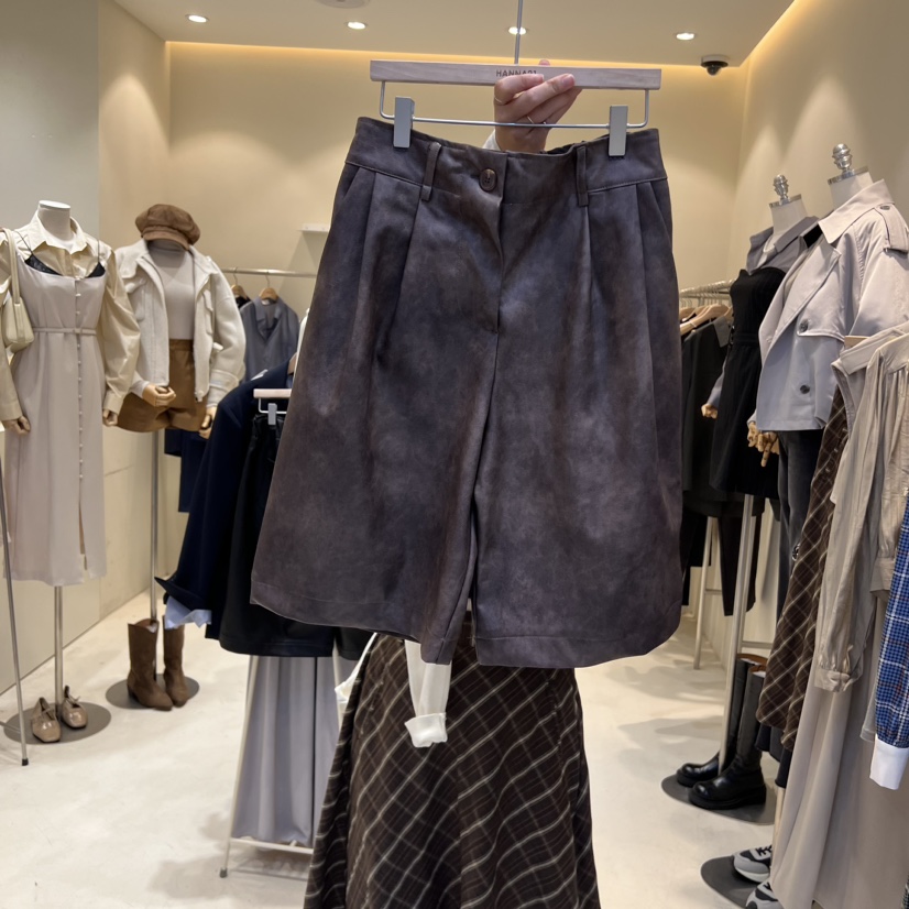 HANNA21直郵韓國代購女裝新品推薦休閑人氣職業時尚短褲皮革HANNA21短褲圖色2