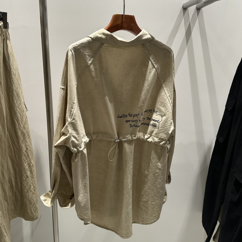 AI BOOTH韓國直郵東大門代購女裝新品熱賣真品24秋冬襯衫蕾絲衫AI BOOTH襯衫/蕾絲衫