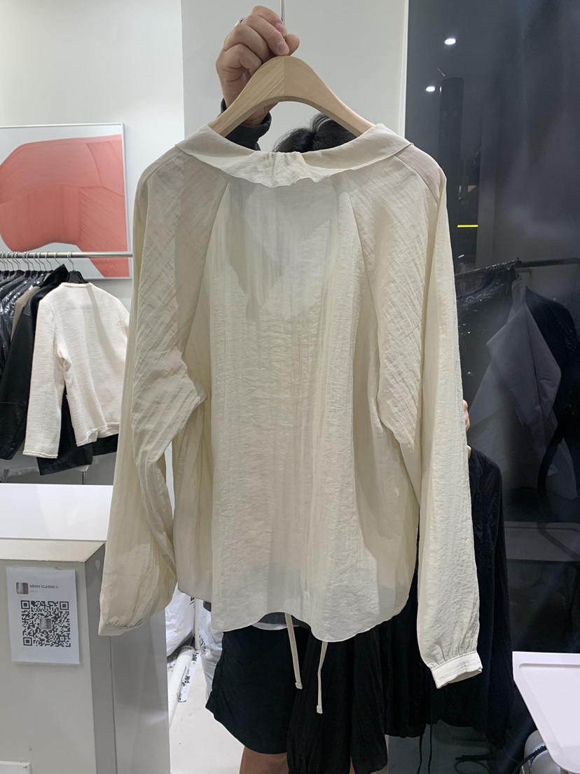 MEMO CLASSIC韓國直郵東大門代購女裝新款時尚襯衫蕾絲衫荷葉邊MEMO CLASSIC襯衫/蕾絲衫