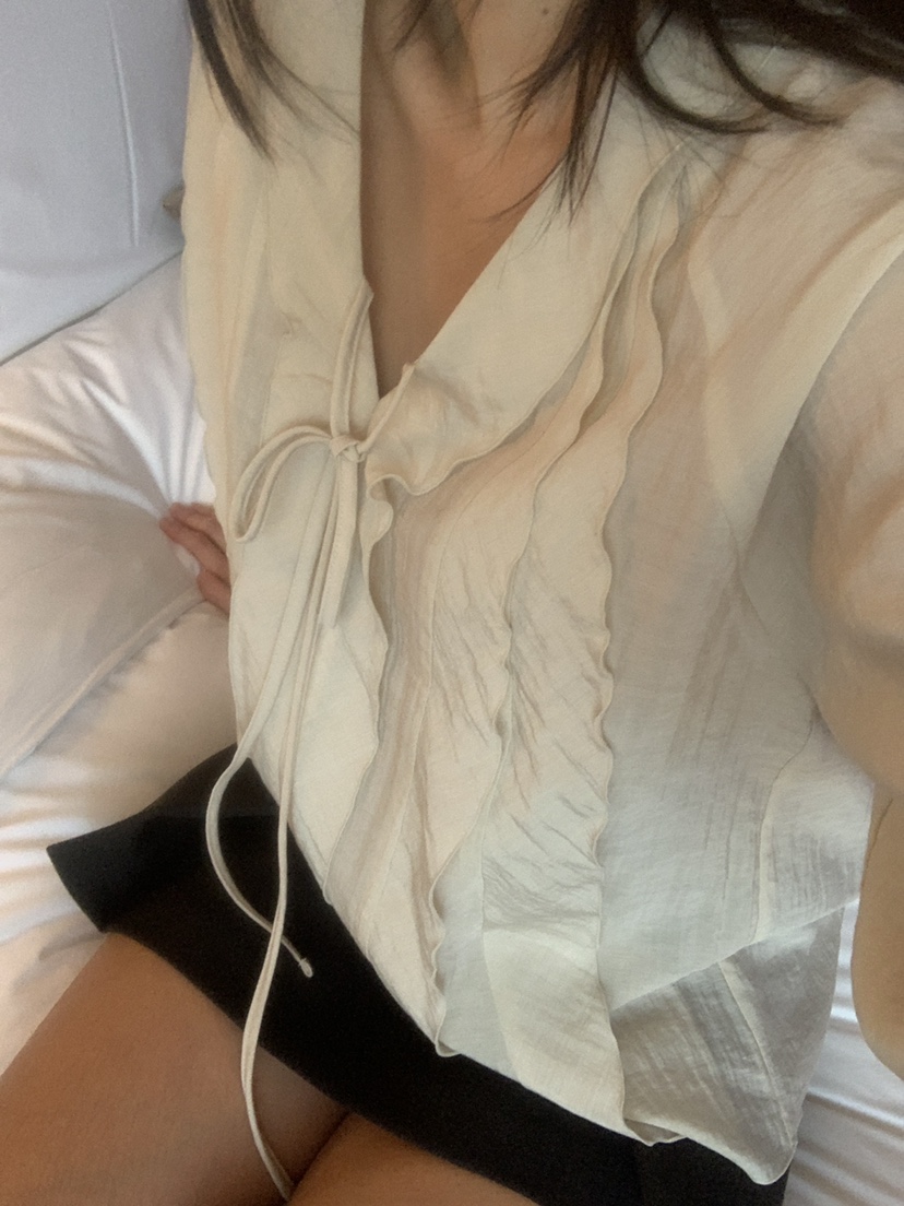 MEMO CLASSIC韓國直郵東大門代購女裝新款時尚襯衫蕾絲衫荷葉邊MEMO CLASSIC襯衫/蕾絲衫
