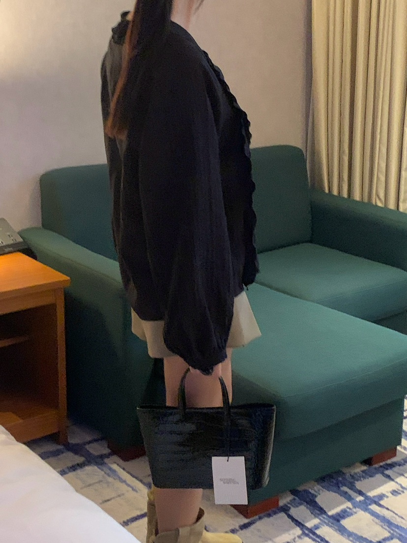 MEMO CLASSIC韓國直郵東大門代購女裝新款時尚襯衫蕾絲衫荷葉邊MEMO CLASSIC襯衫/蕾絲衫