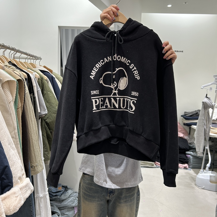 URBANE-P韓國直郵東大門實拍女裝新品24秋冬時尚推薦衛衣絨URBANE-P衛衣圖色2