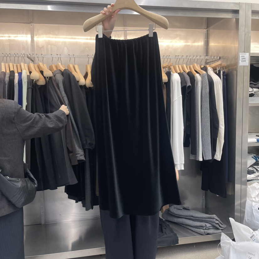 ESSENCE韓國直郵東大門實拍女裝新款人氣休閑真品長裙天鵝絨ESSENCE長裙圖色1