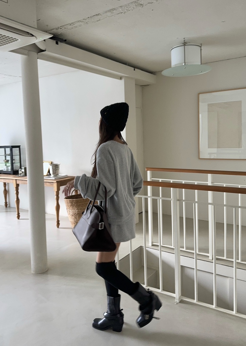 OUPPT韓國直郵女裝新款時尚熱賣真品推薦人氣職業24秋冬短褲兔子OUPPT短褲