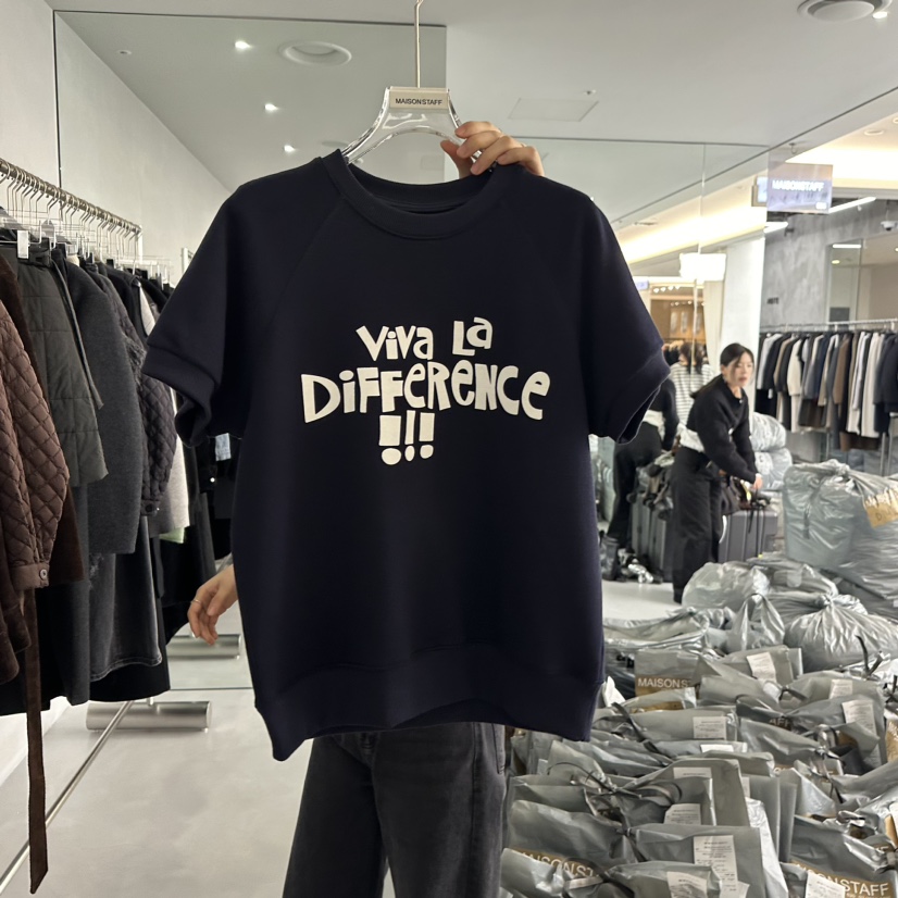 MAISONSTAFF/LE SMOKING韓國直郵女裝新品休閑真品24秋冬T恤MAISONSTAFFT恤圖色2