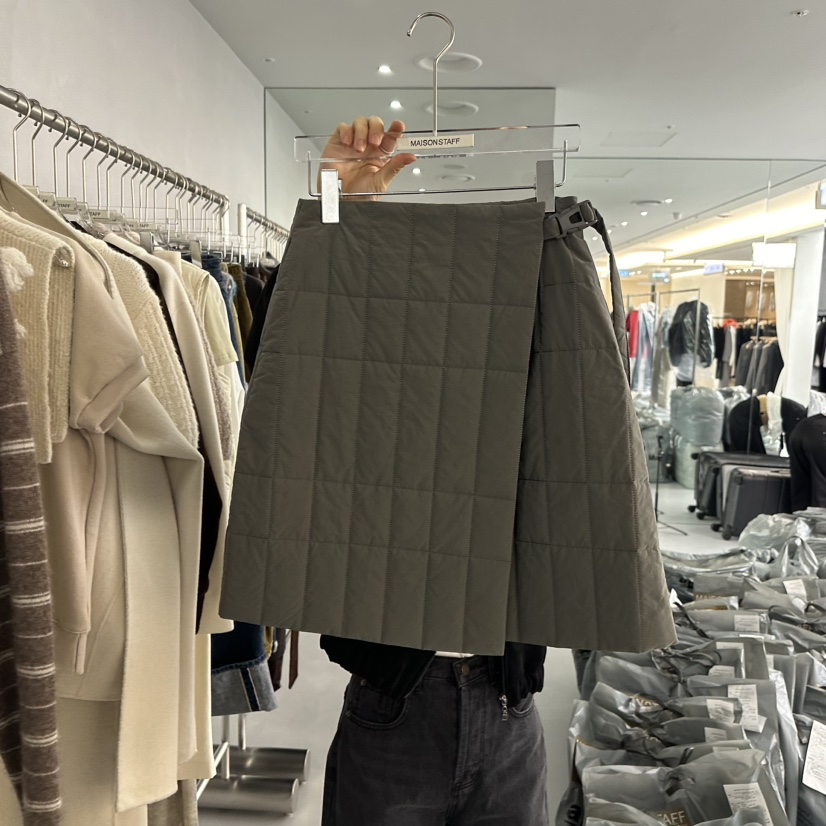 MAISONSTAFF/LE SMOKING韓國直郵東大門實拍女裝新款推薦短裙MAISONSTAFF短裙圖色2