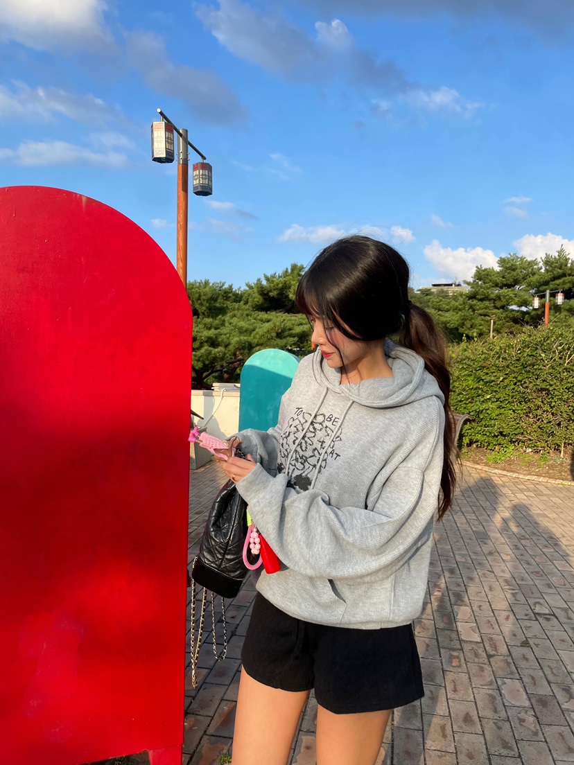 J.needs韓國直郵女裝新款休閑時尚職業24秋冬真品人氣衛衣J.needs衛衣