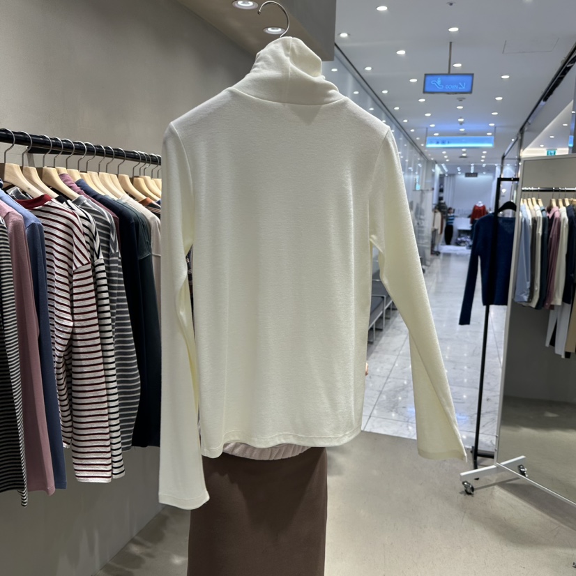 But ton/BOUTIQUE SEOUL韓國直郵東大門實拍女裝新品人氣長袖T恤But ton/BOUTIQUE SEOUL長袖T恤