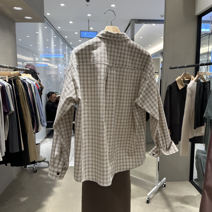 But ton/BOUTIQUE SEOUL韓國直郵東大門代購女裝新品時尚襯衫蕾絲衫But ton/BOUTIQUE SEOUL襯衫/蕾絲衫
