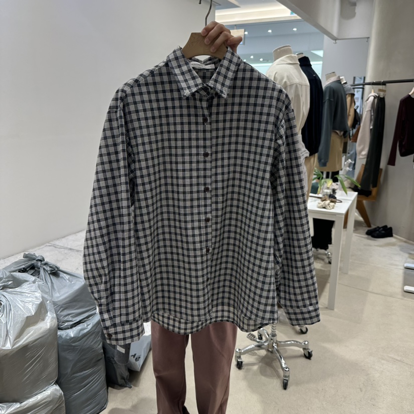 But ton/BOUTIQUE SEOUL韓國直郵東大門代購女裝新品時尚襯衫蕾絲衫But ton/BOUTIQUE SEOUL襯衫/蕾絲衫圖色2