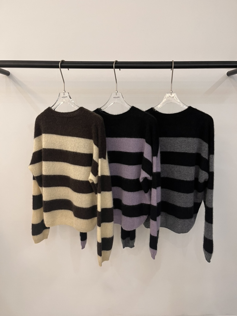 POUCH韓國直郵東大門實拍女裝新品真品休閑人氣時尚推薦針織衫POUCH針織衫