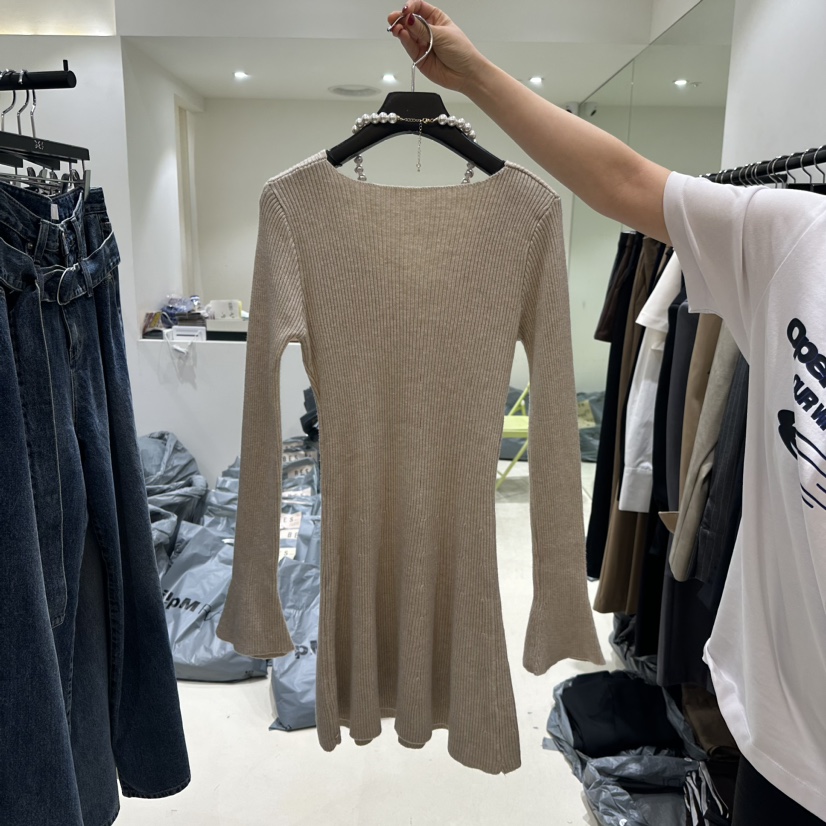 BES韓國直郵女裝新款推薦時尚職業真品休閑熱賣連衣裙喇叭形BES連衣裙