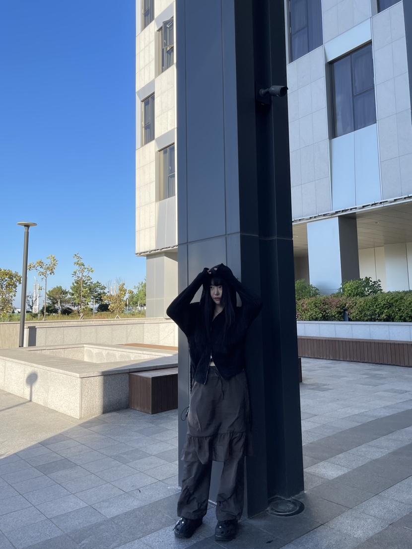 LUMEN-P韓國直郵東大門代購女裝新款人氣職業熱賣針織衫拉鏈LUMEN-P針織衫