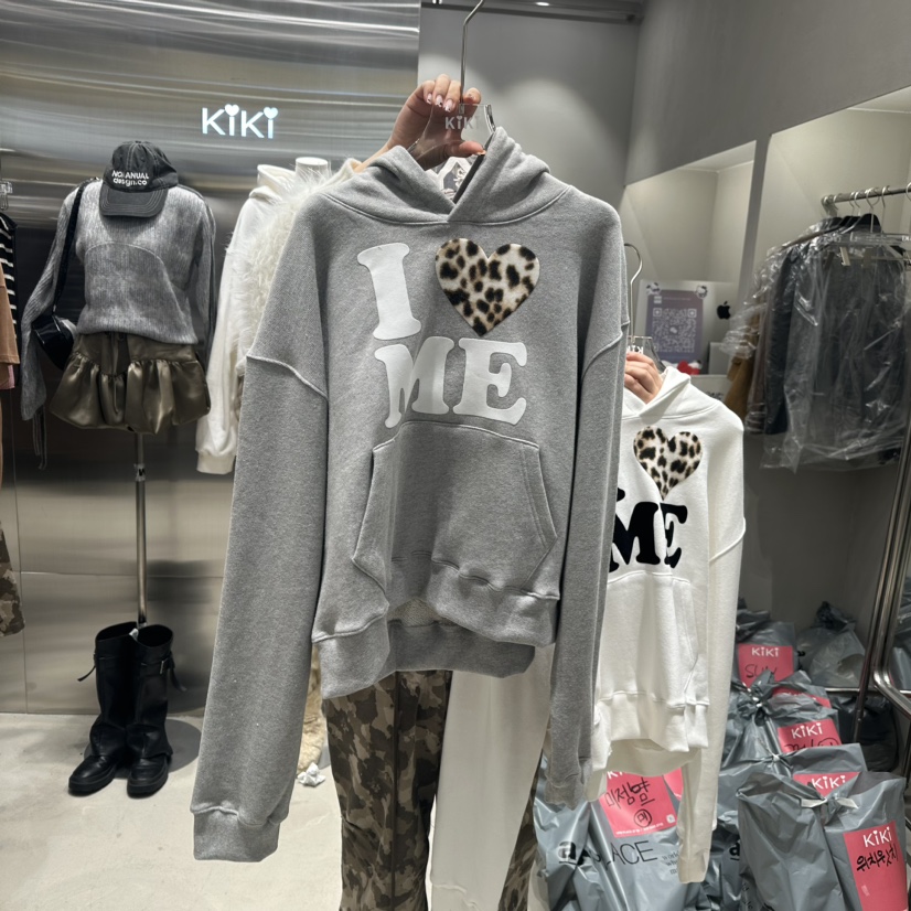 KiKi直郵韓國代購女裝新款熱賣推薦職業時尚人氣休閑衛衣兜帽KIKI衛衣