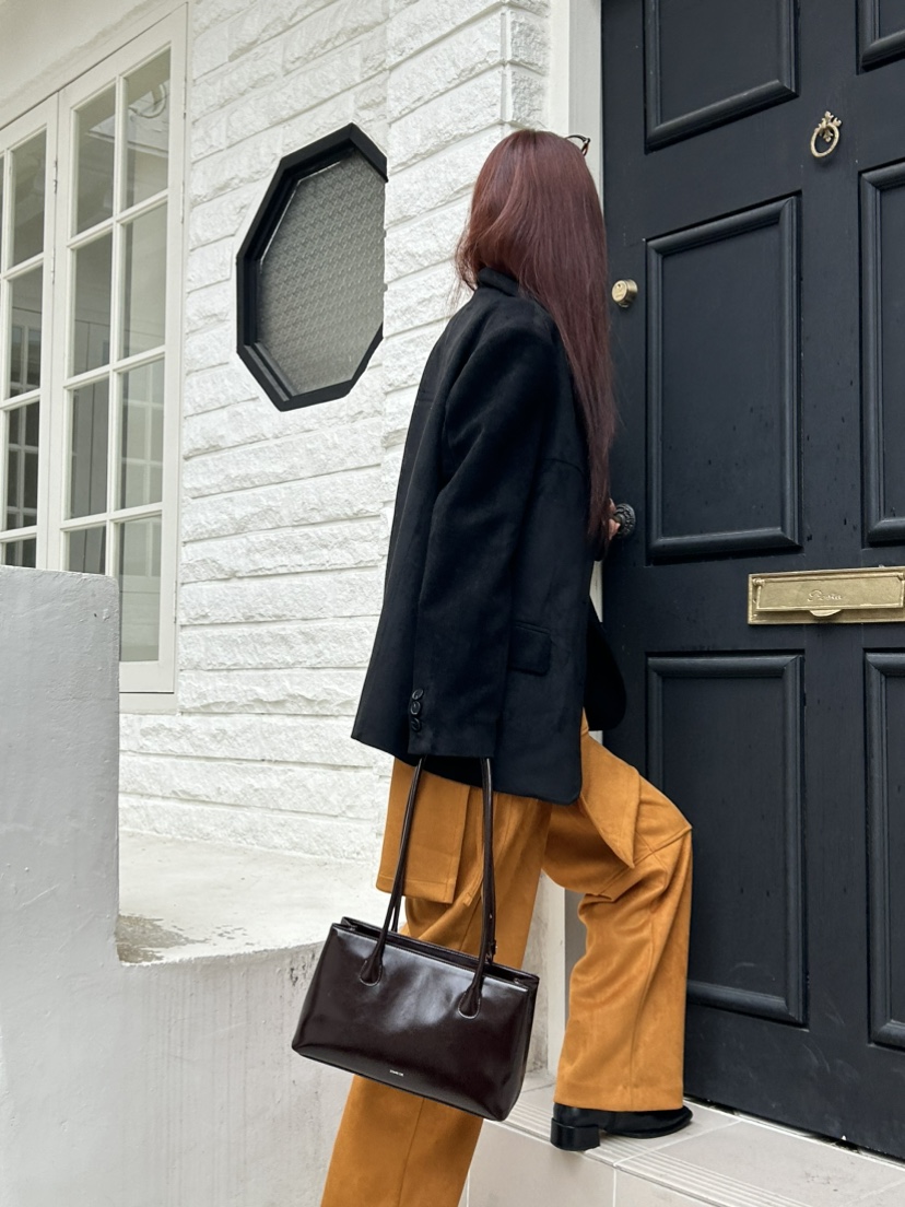 NAME VALUE韓國直郵東大門代購女裝新品時尚推薦夾克絨面革OVER NEAR夾克