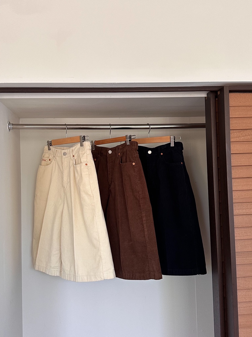 FORMSTUDIO韓國直郵東大門實拍女裝新款職業人氣推薦24秋冬短褲FORMSTUDIO短褲圖色3左三色