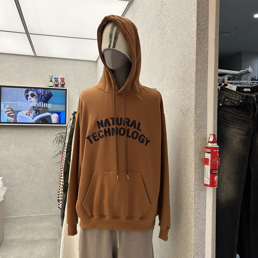 LE A直郵韓國代購女裝新品人氣真品推薦衛衣不加絨刺繡連帽LE A-男裝衛衣圖色4