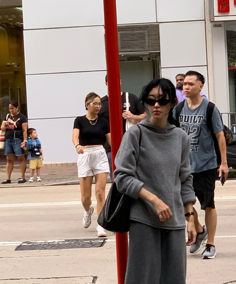 AFN/A Flan韓國直郵東大門實拍女裝新品時尚推薦針織衫連帽AFN/A Flan針織衫