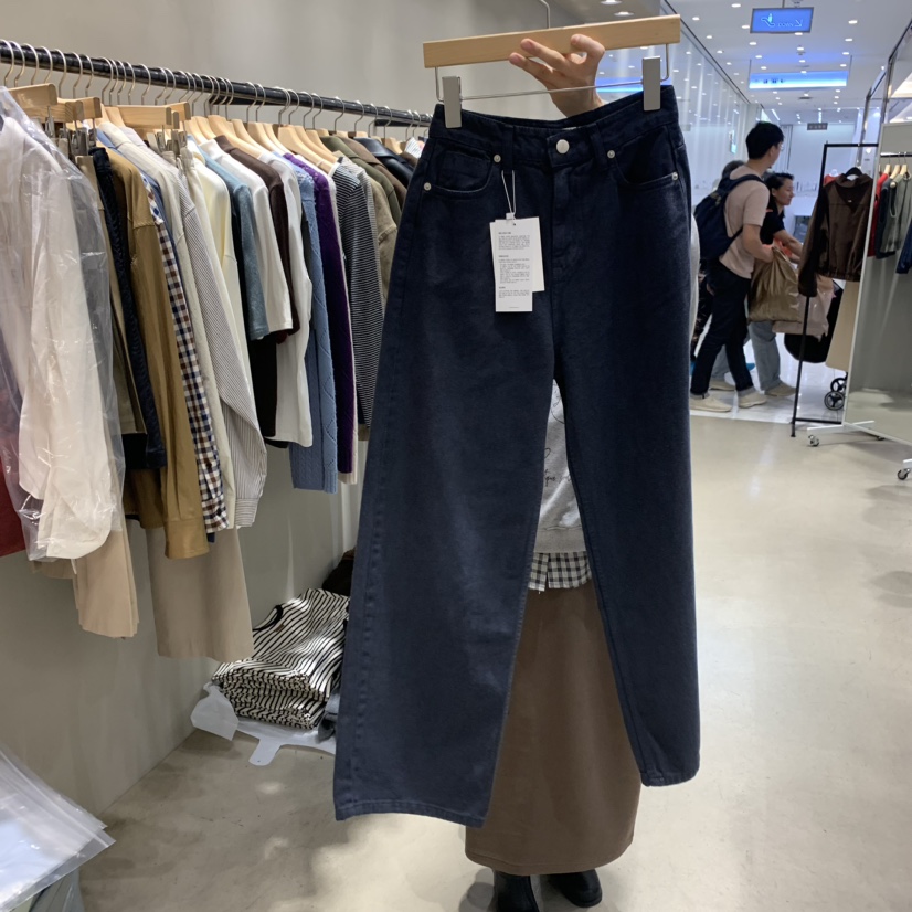 But ton/BOUTIQUE SEOUL韓國直郵女裝新款24秋冬牛仔褲But ton/BOUTIQUE SEOUL牛仔褲圖色2