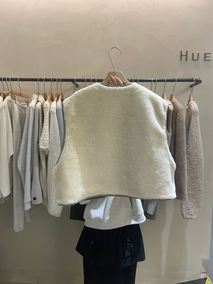 HUE韓國直郵東大門實拍女裝新品時尚24秋冬馬甲兩面可穿羊毛ERIA/HUE馬甲