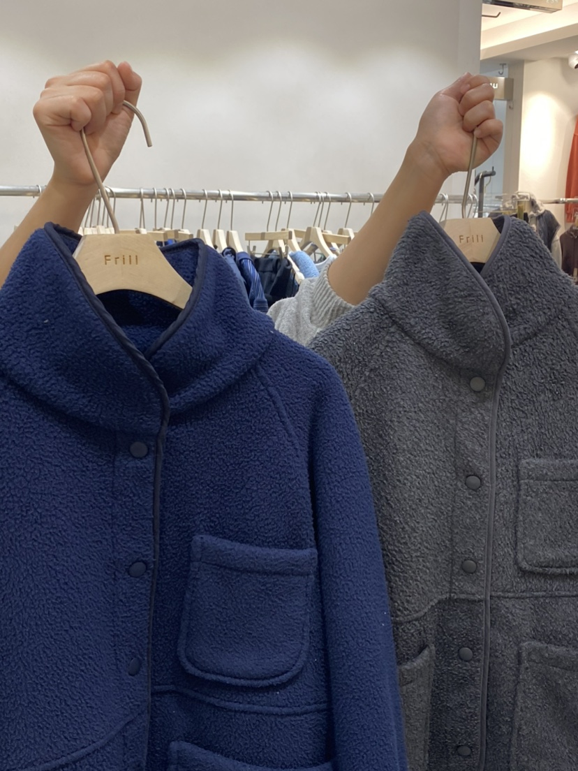 FRILL韓國直郵東大門實拍女裝新品24秋冬時尚休閑人氣衛衣絨FRILL衛衣