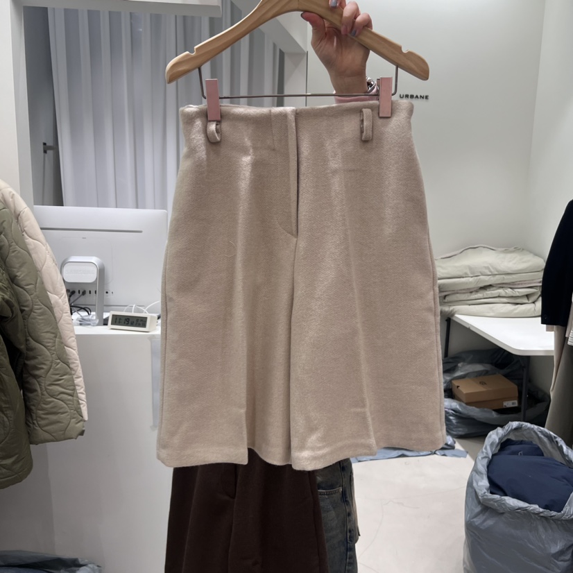URBANE-P韓國直郵東大門代購女裝新品時尚人氣真品24秋冬短褲URBANE-P短褲