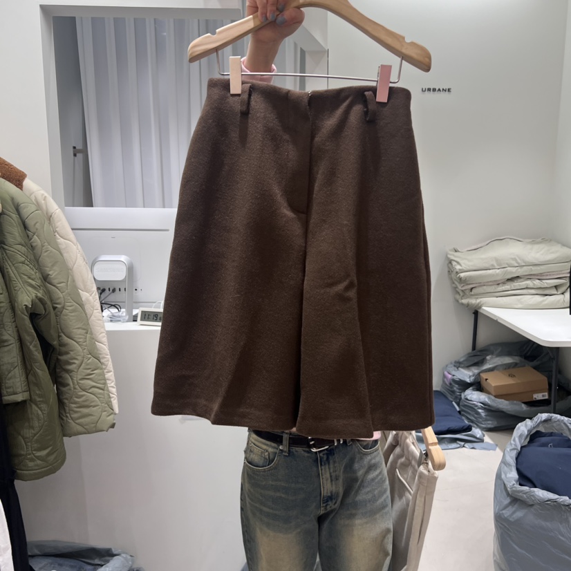 URBANE-P韓國直郵東大門代購女裝新品時尚人氣真品24秋冬短褲URBANE-P短褲圖色2