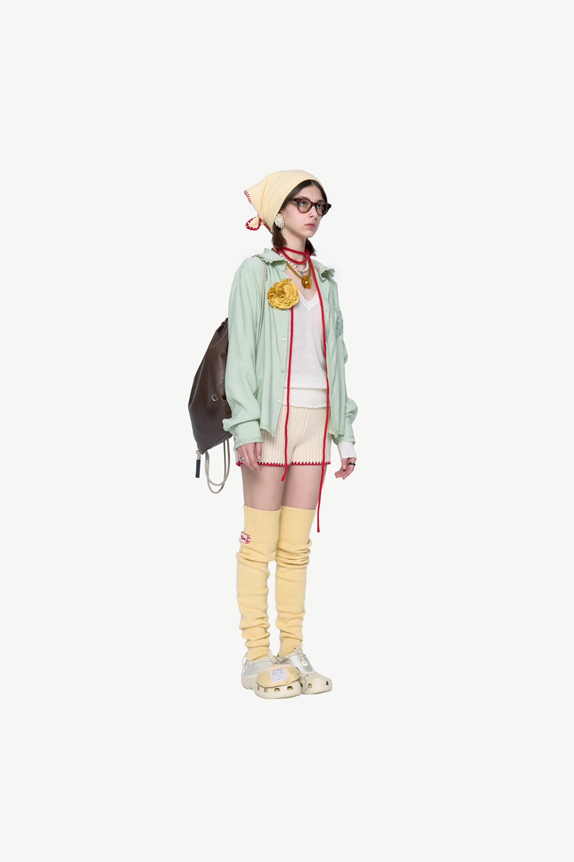 POLAROMO韓國直郵女裝新品真品熱賣職業時尚襯衫蕾絲衫刺繡POLAROMO襯衫/蕾絲衫