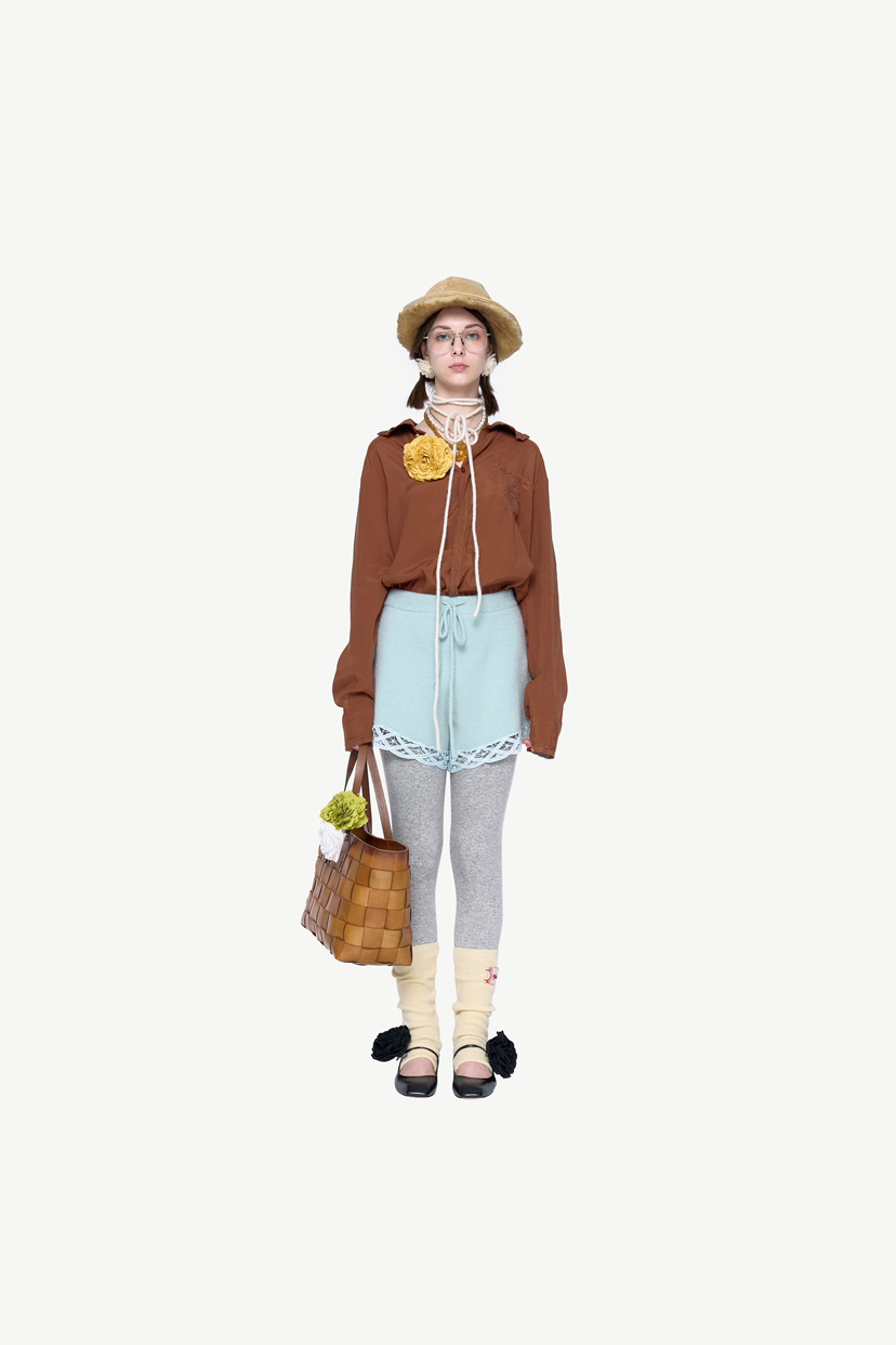 POLAROMO韓國直郵女裝新品真品熱賣職業時尚襯衫蕾絲衫刺繡POLAROMO襯衫/蕾絲衫
