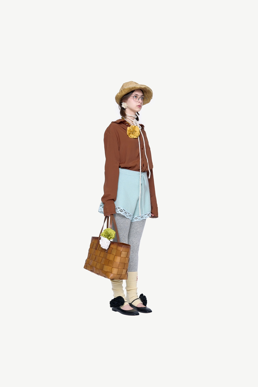 POLAROMO韓國直郵女裝新品真品熱賣職業時尚襯衫蕾絲衫刺繡POLAROMO襯衫/蕾絲衫