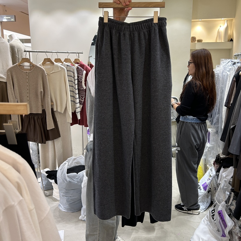 YIKHO STYLE韓國直郵東大門實拍女裝新款職業時尚人氣休閑褲YIKHO STYLE休閑褲圖色3