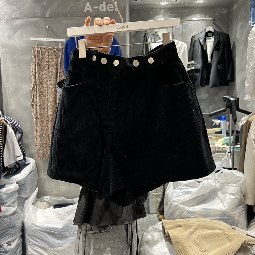 A-DEL韓國直郵東大門代購女裝新款24秋冬休閑時尚熱賣短褲A-DEL短褲圖色3