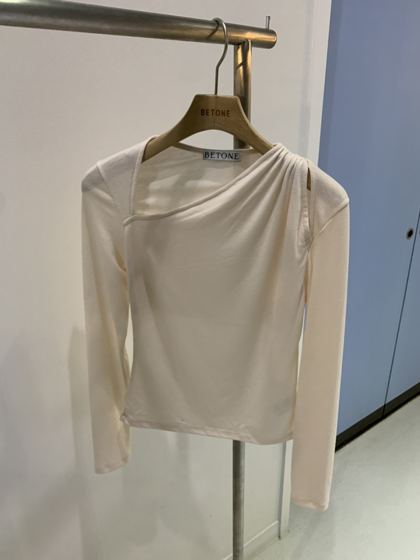 BETONE韓國直郵女裝新款時尚24秋冬真品人氣推薦熱賣長袖T恤BETONE長袖T恤圖色1
