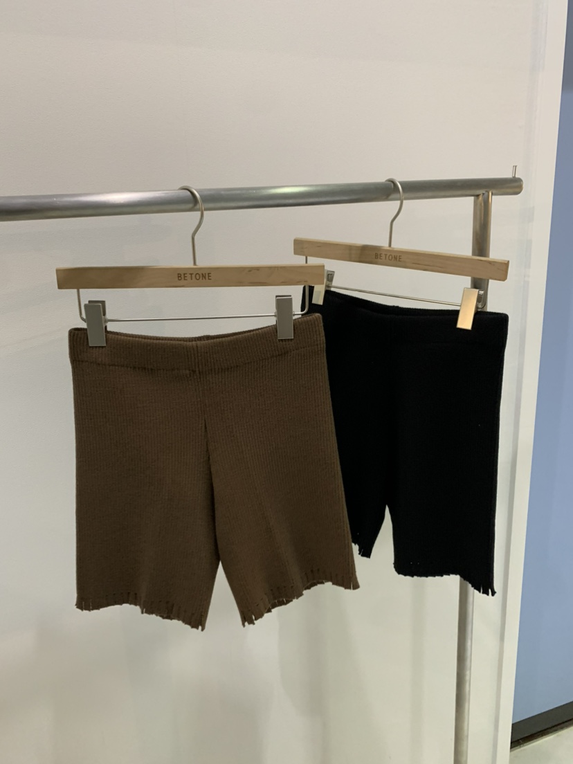 BETONE韓國直郵女裝新品職業人氣熱賣休閑24秋冬打底褲鯊魚褲BETONE打底褲/鯊魚褲