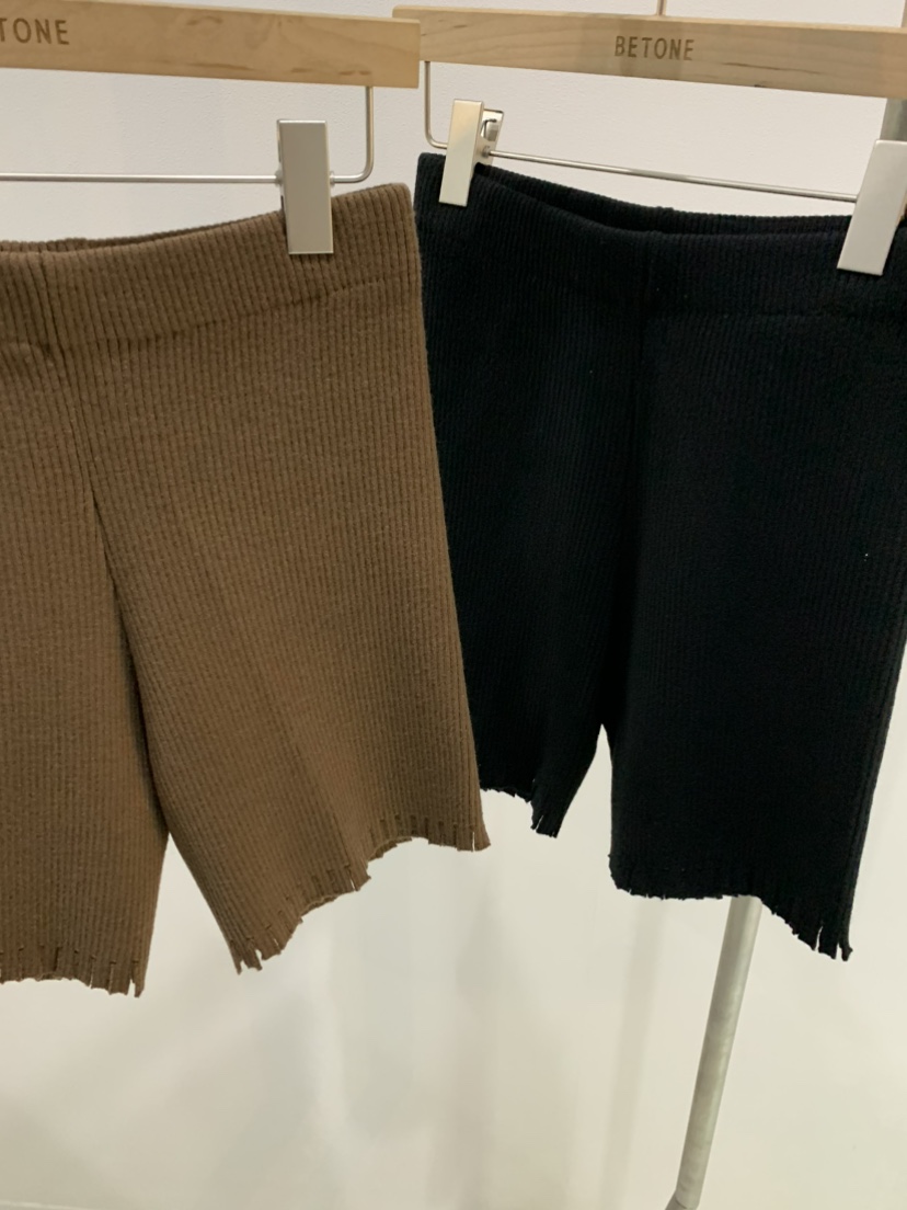 BETONE韓國直郵女裝新品職業人氣熱賣休閑24秋冬打底褲鯊魚褲BETONE打底褲/鯊魚褲