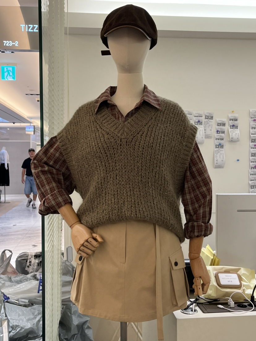 TIZZI韓國直郵女裝新款推薦真品熱賣人氣職業時尚休閑24秋冬馬甲TIZZI馬甲圖色1