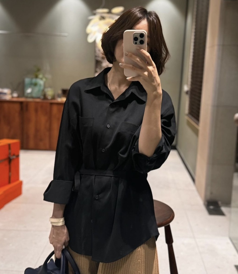 REVIEW 리뷰韓國直郵東大門實拍女裝新款推薦襯衫蕾絲衫含腰繩REVIEW襯衫/蕾絲衫
