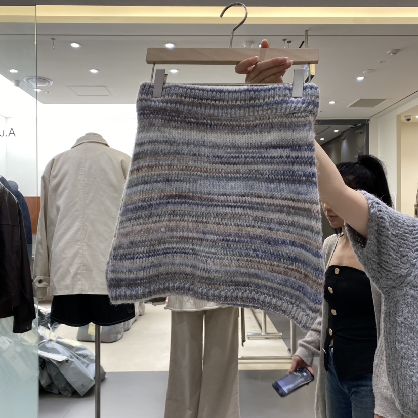 Au ra直郵韓國代購女裝新品休閑熱賣推薦時尚人氣24秋冬短裙Au ra短裙