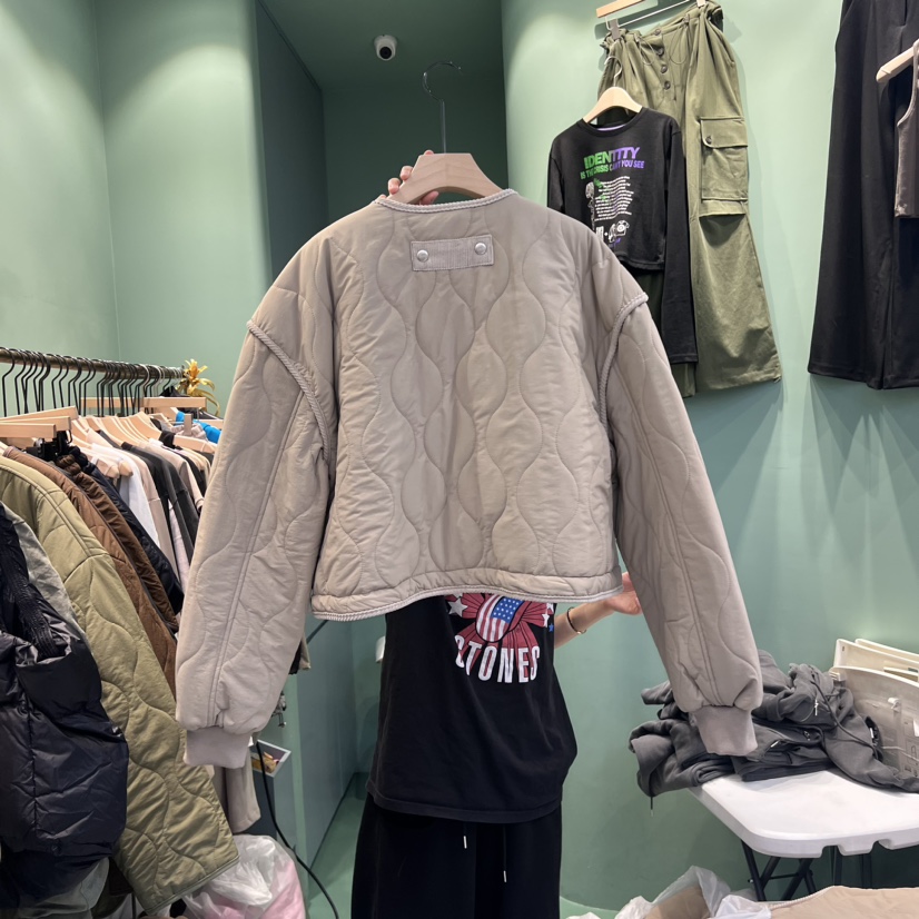 ROMANTIC NEWYORK韓國直郵女裝新品人氣真品時尚休閑短款棉服ROMANTIC NEWYORK短款棉服